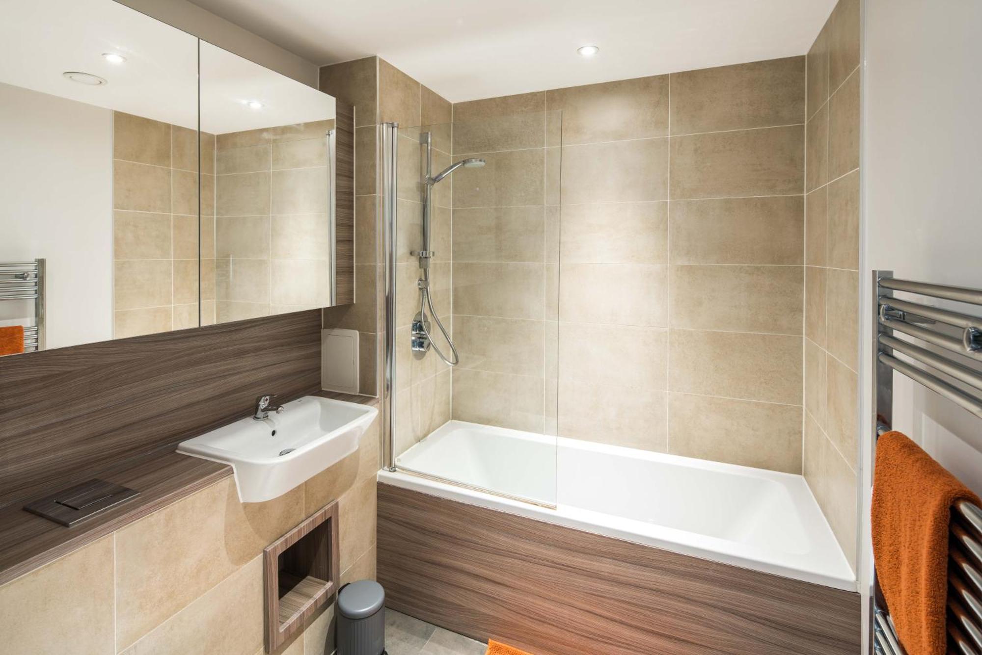 Canning Town -2 Bed Luxury Apartment Londres Exterior foto